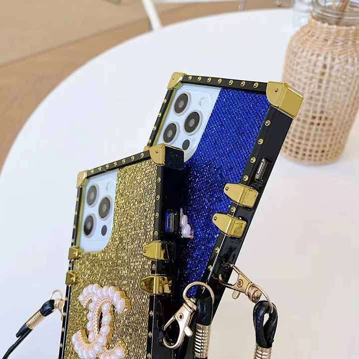 Chanel アイフォーン8/8PLUS スマホケース ゴージャス