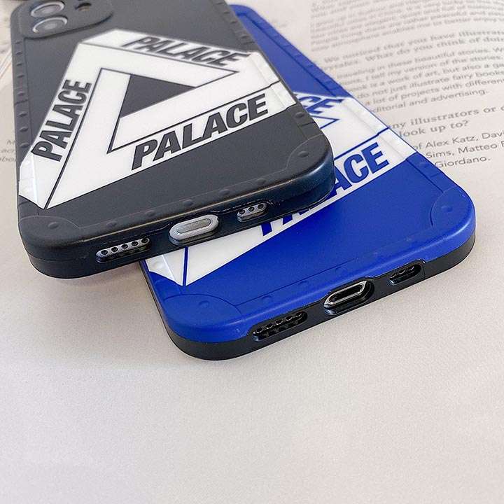 Palace iphoneXR携帯ケース流行り